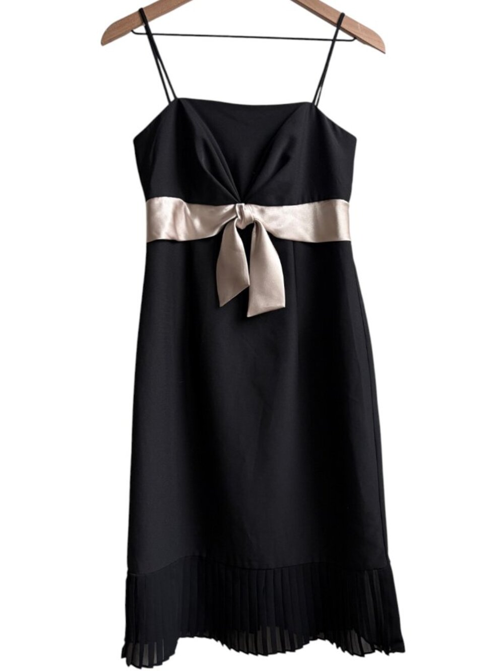 Y2K De Laru Empire Waist Pleated Hem Bow Detail Dress Size 4 Vintage